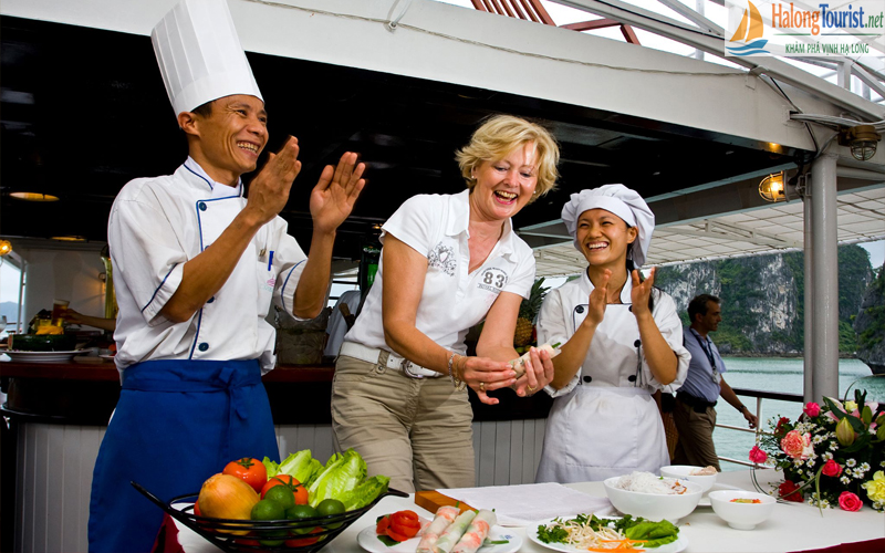 Tour du lịch Hạ Long 2 ngày 1 đêm từ Hà Nội