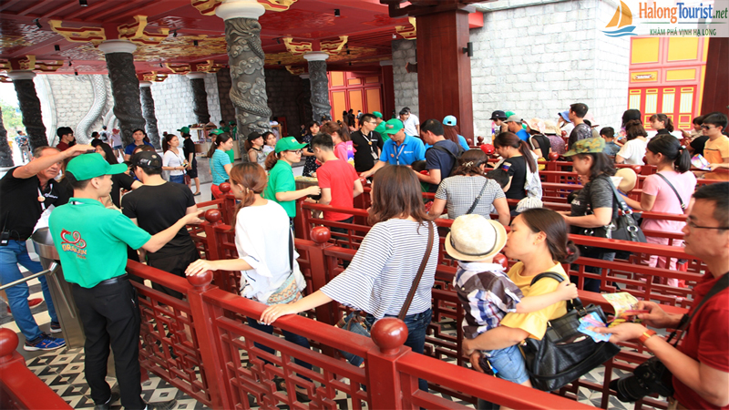 Kinh nghiệm mua vé Sun World Hạ Long cho du khách