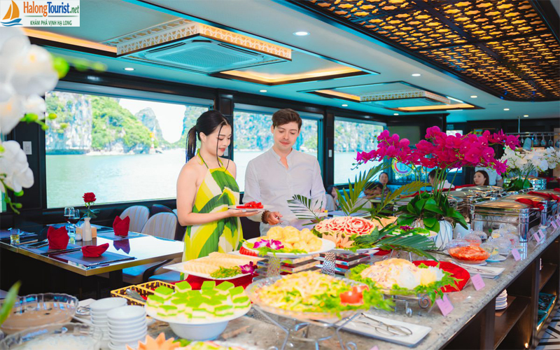 Buffet trưa Du Thuyền Queen Cruise Hạ Long