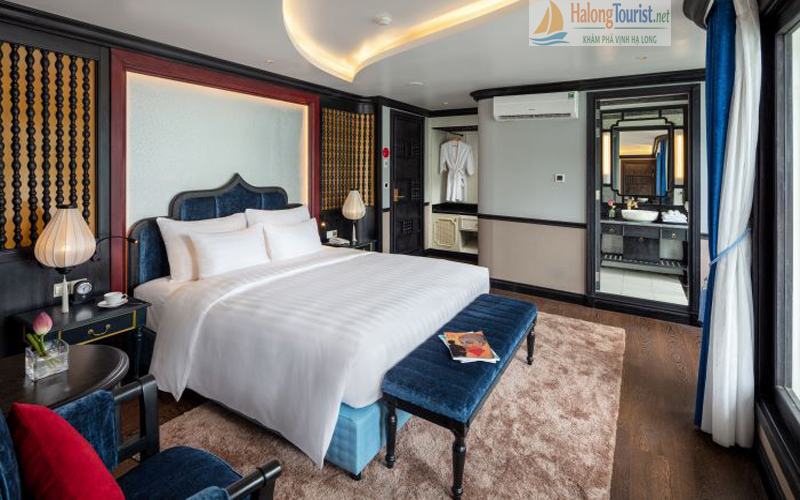 phong cabin du thuyen ha long 5 sao co ban cong rieng